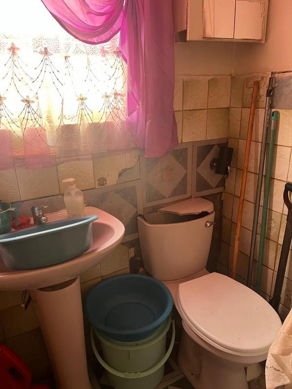 2 Bedroom Property for Sale in Bethelsdorp Eastern Cape